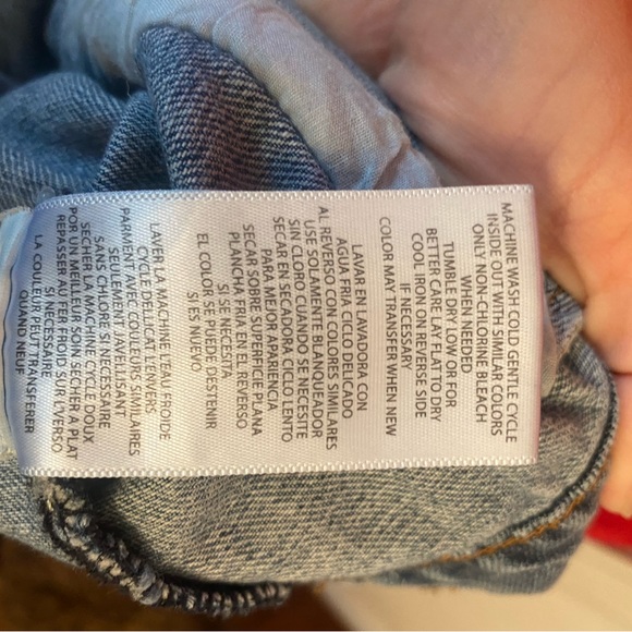 ❌sold❌ STS BLUE DISTRESSED JEAN JACKET SMALL - Picture 9 of 9